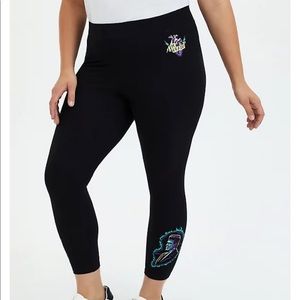 Universal Monsters crop Leggings